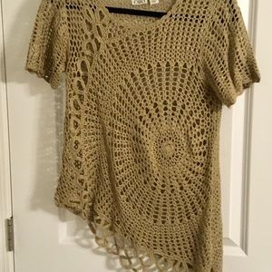 ASYmmetrical crocheted top